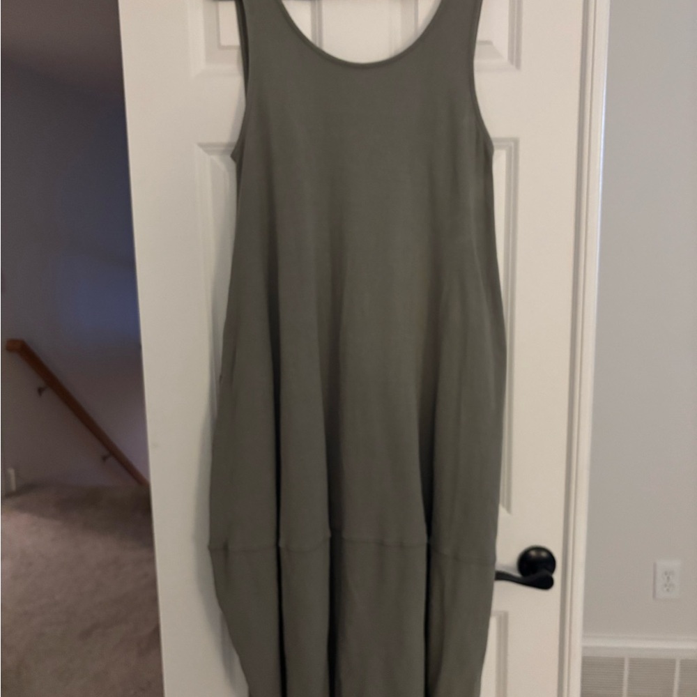 New with Tag - Free People - Perth Barrel Tee Midi - color Aven